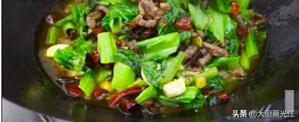 正宗干鍋牛肉的做法_正宗干鍋牛肉的做法大全
