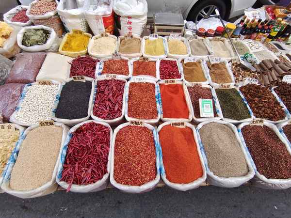 东北早市哪里最好(东北最大的早市在哪里)