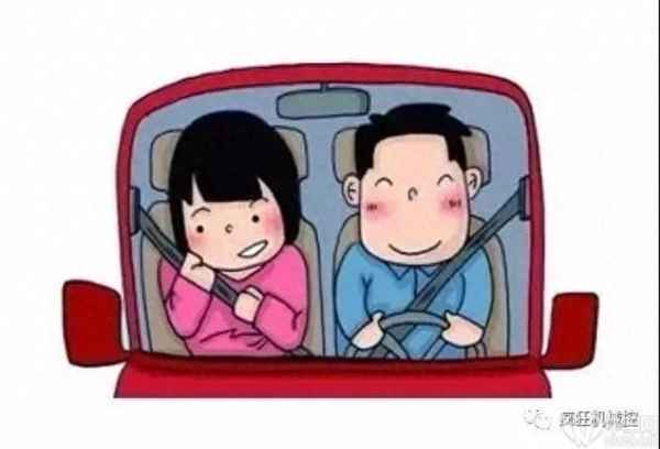 安全帶會自動收緊嗎;安全帶會自己解開嗎