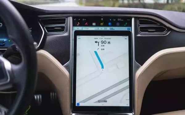 汽車電腦_汽車電腦板壞了修要多少錢