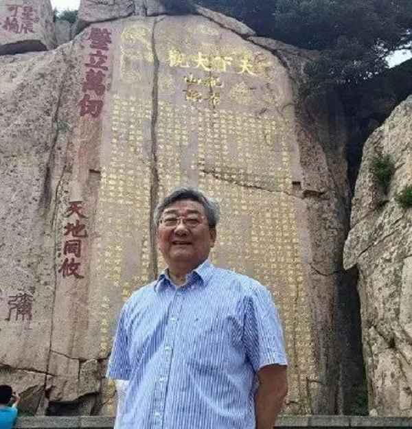 山登绝顶我为峰全诗、山登绝顶我为峰全诗原文图片