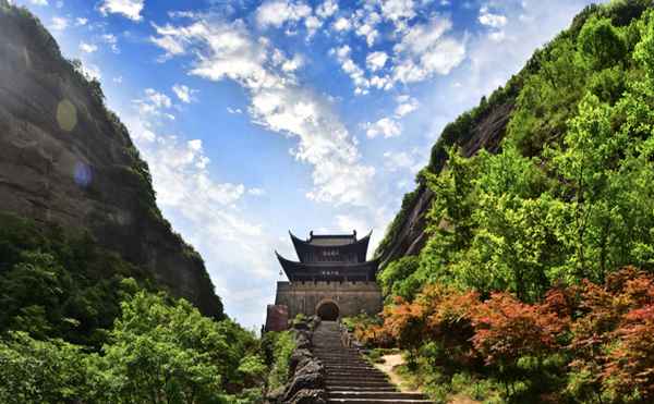 附近泡溫泉的地方_附近泡溫泉哪里好玩又便宜