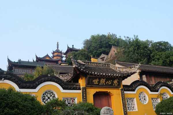 鎮(zhèn)江金山寺要門票嗎、鎮(zhèn)江金山寺對(duì)外開放嗎