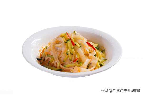芝麻醬涼面的調料配方(芝麻醬涼拌面的做法)