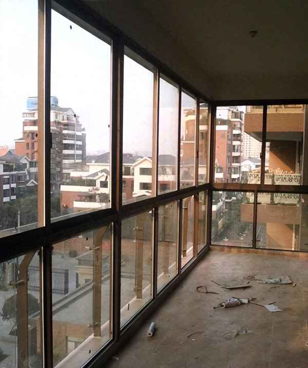 把陽臺封起來算違建嗎_把陽臺封閉上違法嗎