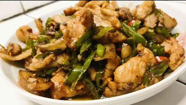 農家小炒肉的做法視頻、農家小炒肉的做法視頻教學