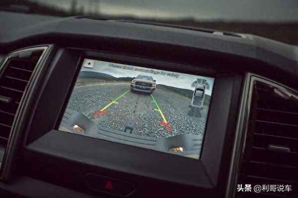 倒車影像裝一個多少錢_倒車影像安裝一臺多少錢