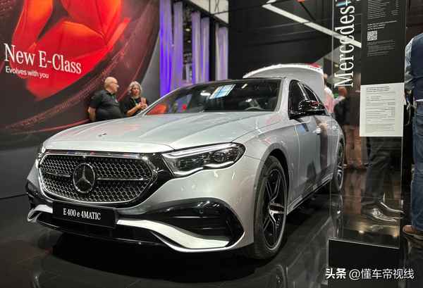 e級轎車的內飾設計;12萬左右的轎車前十名