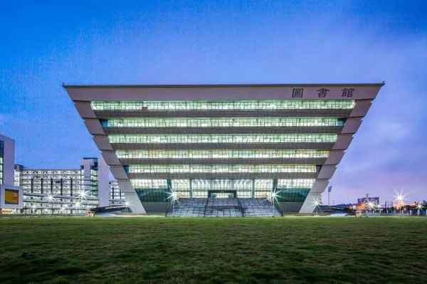 财经法律免修(财经大学法硕)