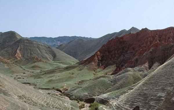 新疆一年四季气候特征;一般人去新疆能适应吗