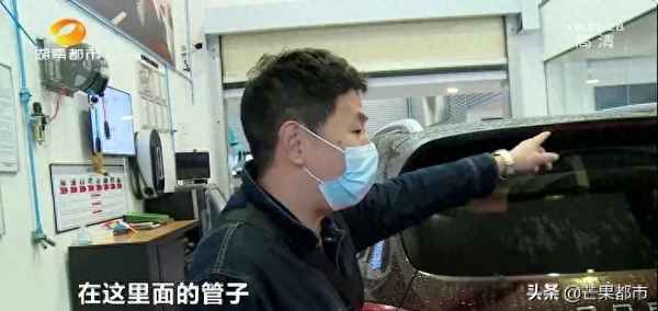 保時(shí)捷星空頂多少錢一輛(保時(shí)捷300萬的車有啥)