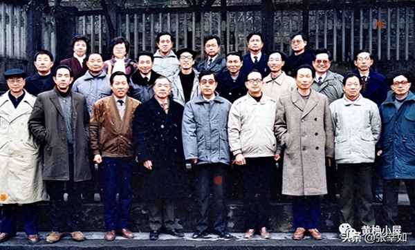 個人工作總結小結300字_個人自我總結100字左右