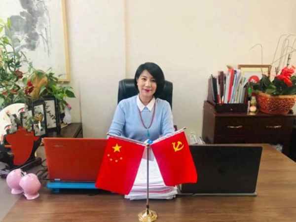 優秀員工事跡簡短范文;優秀員工事跡簡短范文200字左右