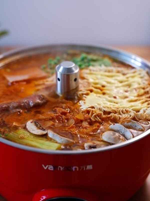 牛肉火鍋怎么弄好吃(牛肉火鍋怎樣弄好吃)