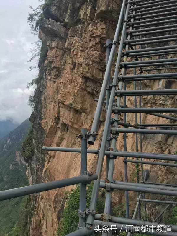 涼山懸崖村吸引的游客數量;涼山懸崖村吸引的游客數量有哪些