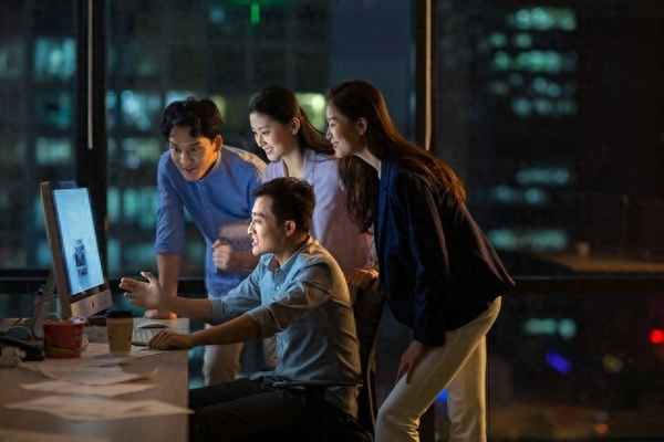 年轻人干什么有出路(学什么冷门手艺最赚钱)