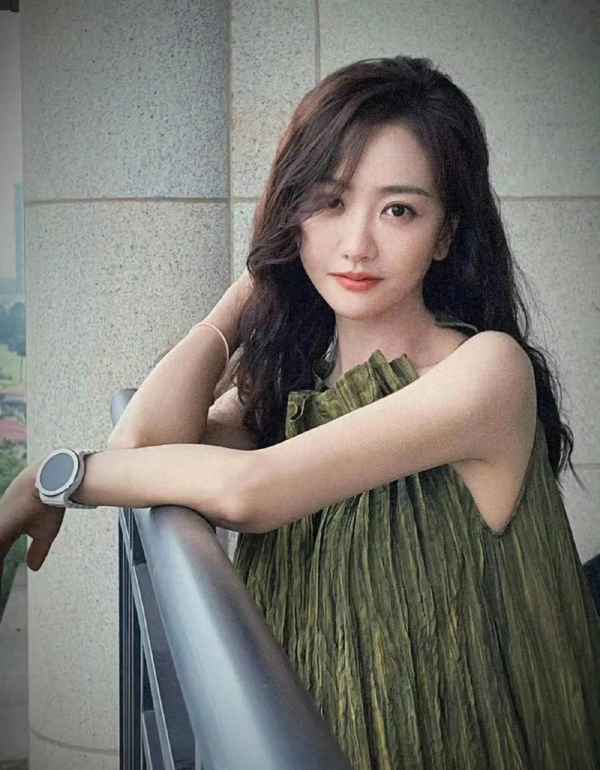 如何成为明星出道-普通人想当明星容易吗