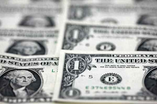 美国历年国债总额表_美国历年国债收益率