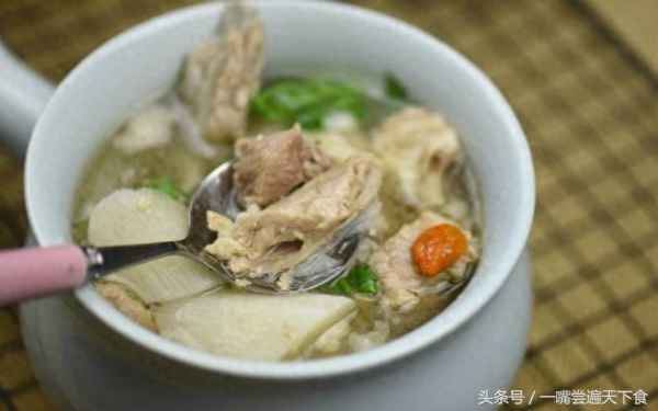 毛哥老鴨湯燉鴨子的做法竅門(mén)(毛哥老鴨湯加什么菜燉才好喝)