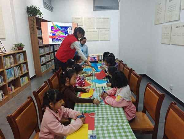 文化进社区;文化进社区活动简报