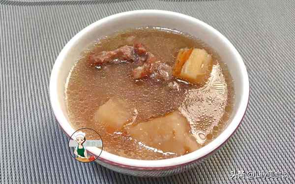 粉葛排骨搭配什么食材煲湯—粉葛排骨湯的配料