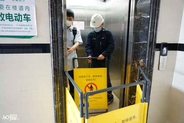通力电梯怎么关闭超载,通力电梯怎么关闭超载报警