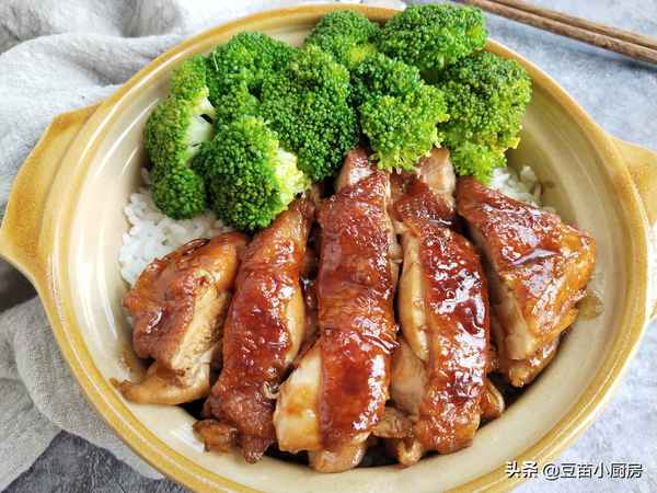 吉野家照燒雞腿飯,吉野家照燒雞腿飯 有多重