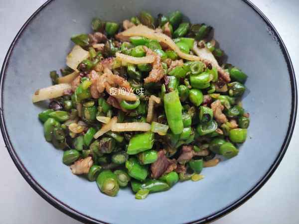 刀豆直接炒有毒嗎;刀豆可以直接炒著(zhù)吃嗎