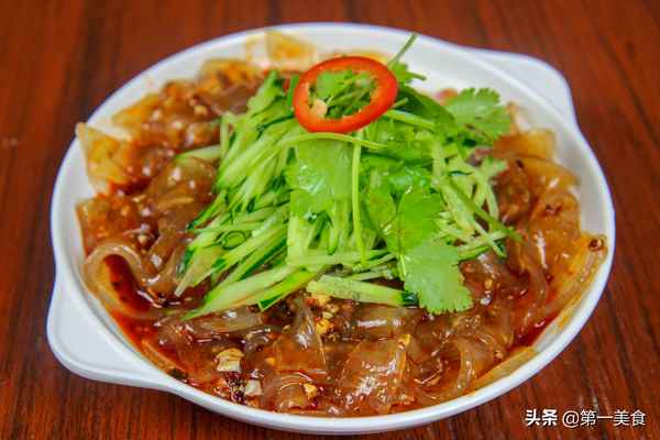 東北黃瓜拉皮的家常做法大全_黃瓜拌東北拉皮怎么拌好吃