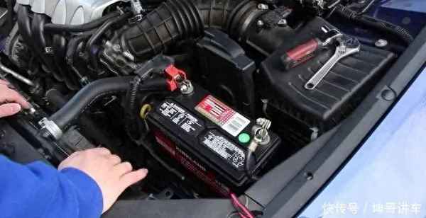 汽車電瓶沒電了怎么辦啟動自動擋—汽車電瓶沒電了怎么辦啟動自動擋還能開嗎