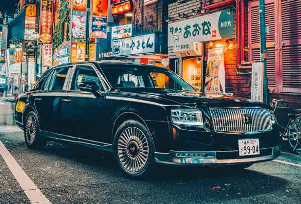 長得像庫里南的車(長得像庫里的人)