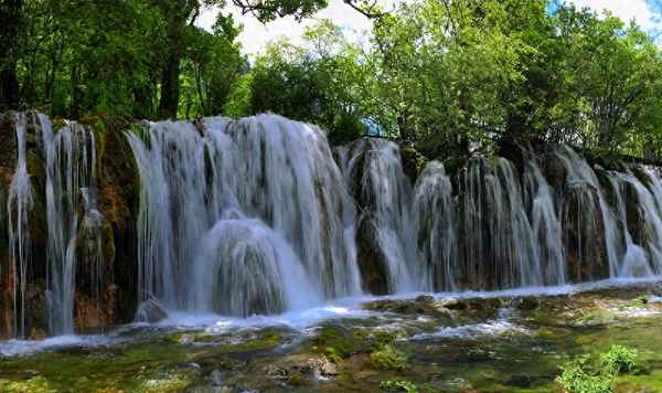 四川九寨沟简介资料,四川九寨沟的景点