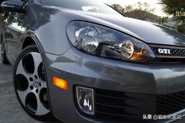 示廓燈是哪一個開關—車輛燈光指示燈大全