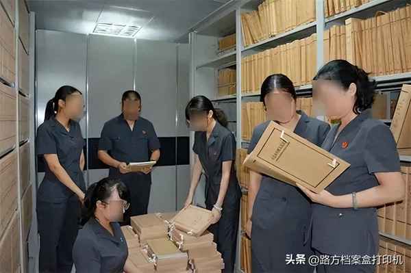 小組鑒定100字左右—小組鑒定100字左右中專