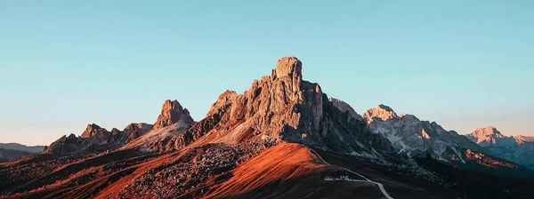 财经江湖—财经江湖菜馆