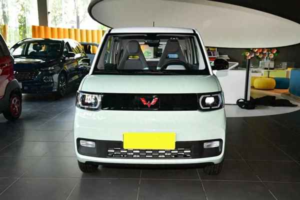 五菱宏光小貨車自動擋(最新款自動擋小貨車)