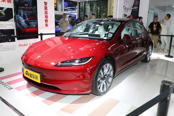 model3落地價(jià)23萬(wàn)首付多少;model3落地價(jià)20萬(wàn)