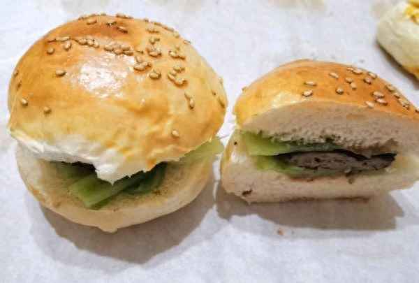 漢堡里的牛肉怎么做,漢堡里面的牛肉怎么做