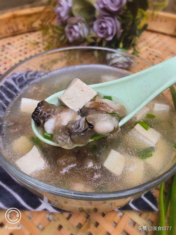 牡蠣豆腐湯的做法—牡蠣豆腐湯的做法酒店的做法大全