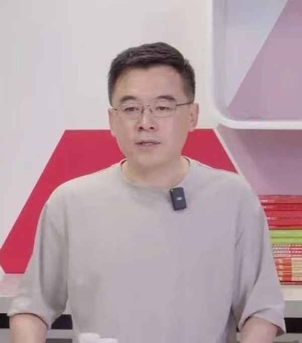 創立者教育—精銳教育創始人結婚