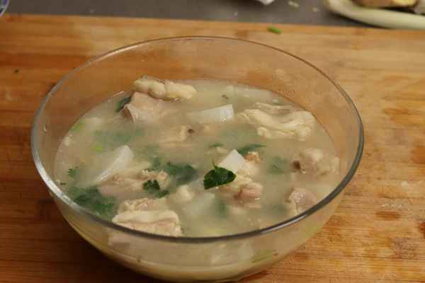 做羊肉湯放哪些調料最合適_做羊肉湯用什么調料特別好吃