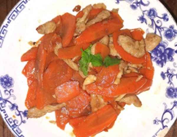 胡蘿卜炒肉有哪些變化,胡蘿卜炒肉的功效與作用