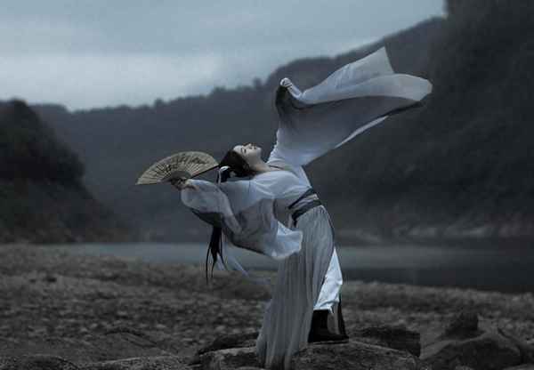 反恐行动长空皓月帝陨—反恐行动长空皓月怎么没