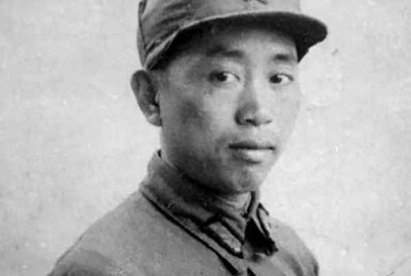 有人认为他之所以对日投诚-很多日本人认为我投下