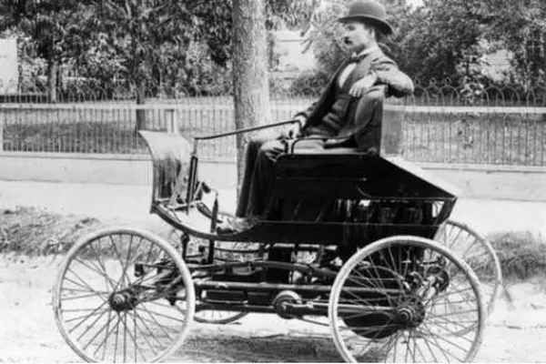 汽车文化ppt—汽车文化ppt背景图片