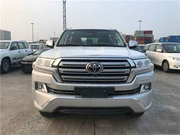 蘭德酷路澤5700v8頂配價格,蘭德酷路澤v8多少錢