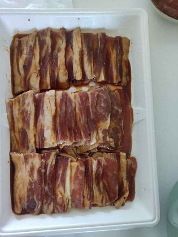 自助烤肉蘸料怎么調好吃(烤肉自助怎么調蘸醬)