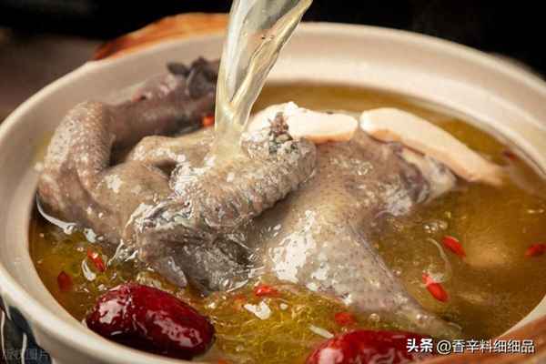 怎么做雞湯好吃又簡單(怎么做雞湯好吃又簡單又好吃)