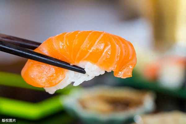 日式壽司的做法和材料_日式壽司做法大全