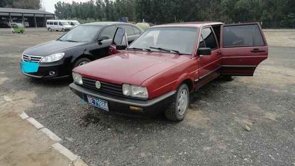 普桑汽車_普桑汽車換變速箱視頻